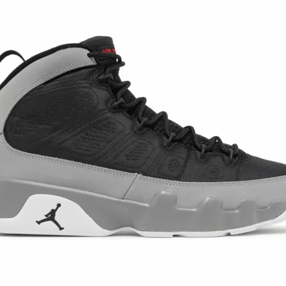 Jordan Retro 9 Size 5y Black and Gray Sneakers. No box, Only used once.